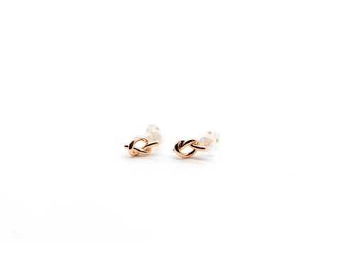 925 sterling silver earrings in the shape of a knot mini pink gold color.