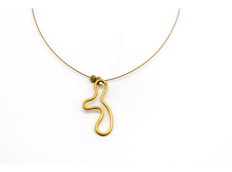 Handmade necklace with irregular design in matt gold color, on wire