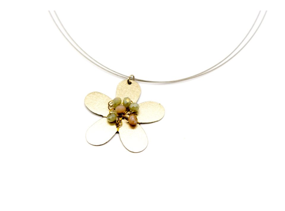 Handmade short flower necklace, silver, on wire