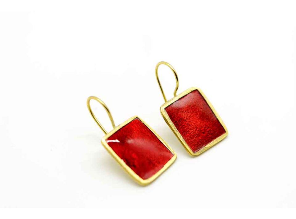 Handmade forged square earring in burgundy color