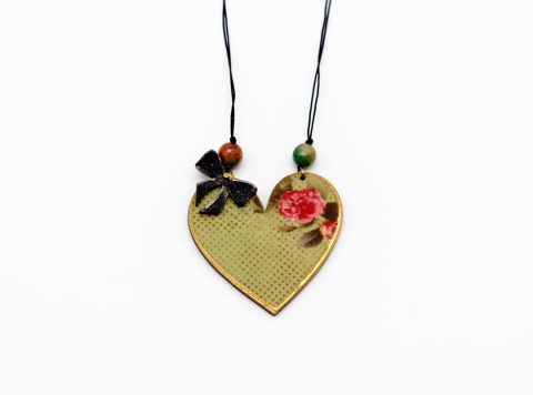 Handmade long necklace with wooden heart in green with pink colors