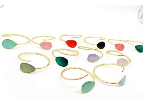 Handmade gold bracelet with oblong wide element painted with enamel