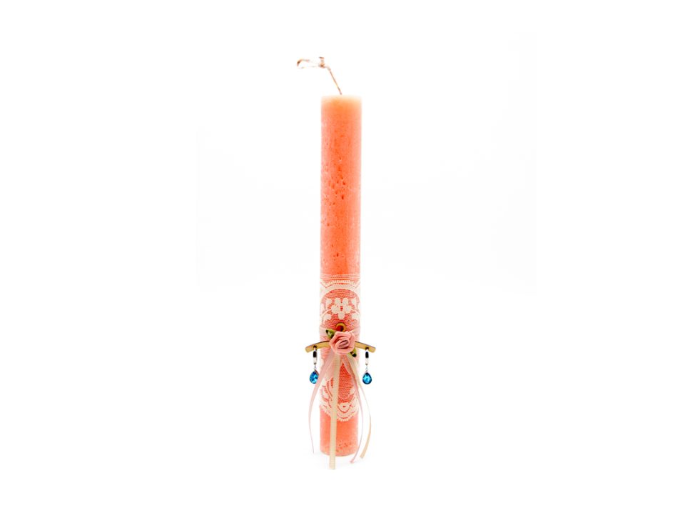 Handmade Easter candle round pink vintage, with earrings in silver color with blue rhinestones.